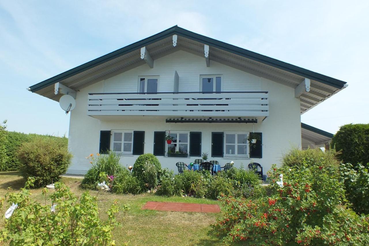 Haus Chiemseeblick Otel Grabenstätt Dış mekan fotoğraf