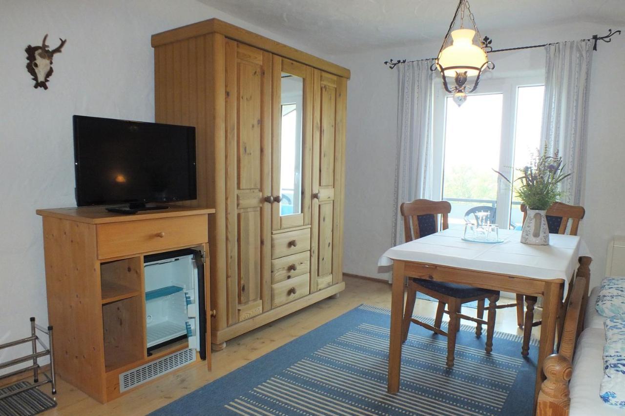 Haus Chiemseeblick Otel Grabenstätt Dış mekan fotoğraf